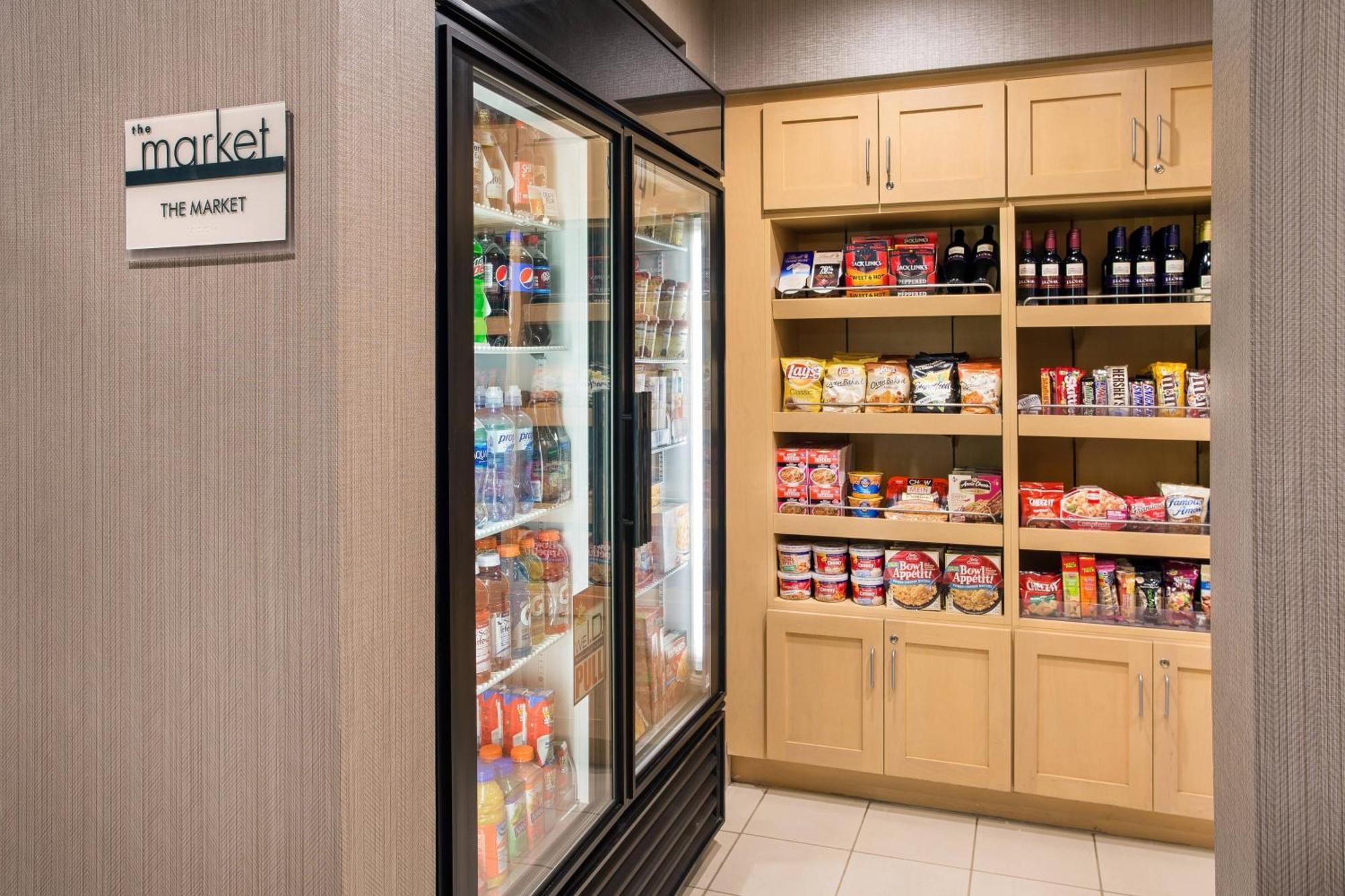 Springhill Suites Bakersfield Eksteriør bilde