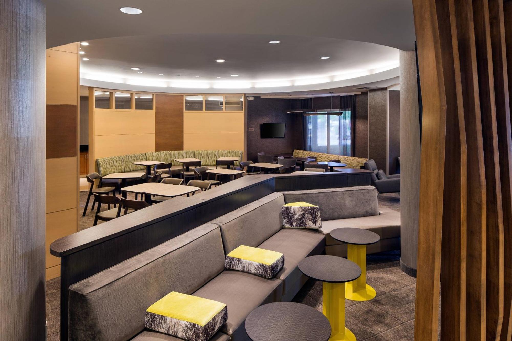 Springhill Suites Bakersfield Eksteriør bilde