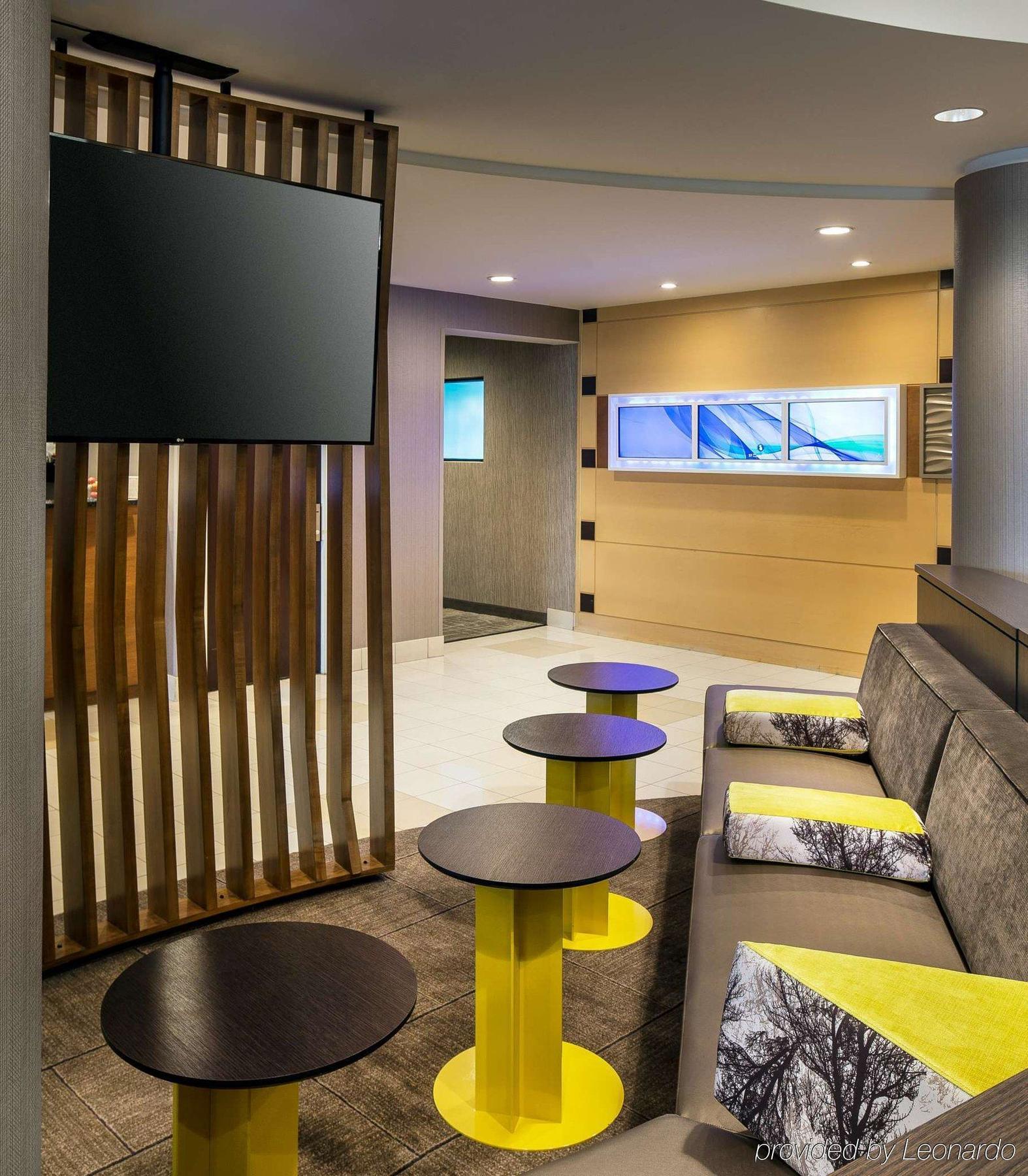 Springhill Suites Bakersfield Eksteriør bilde