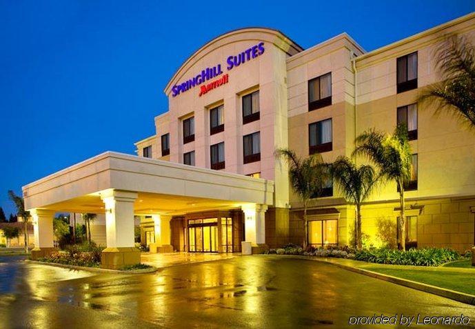 Springhill Suites Bakersfield Eksteriør bilde