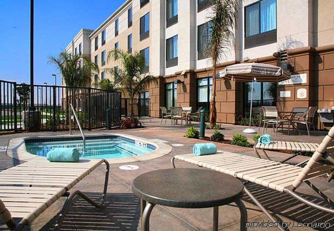 Springhill Suites Bakersfield Eksteriør bilde